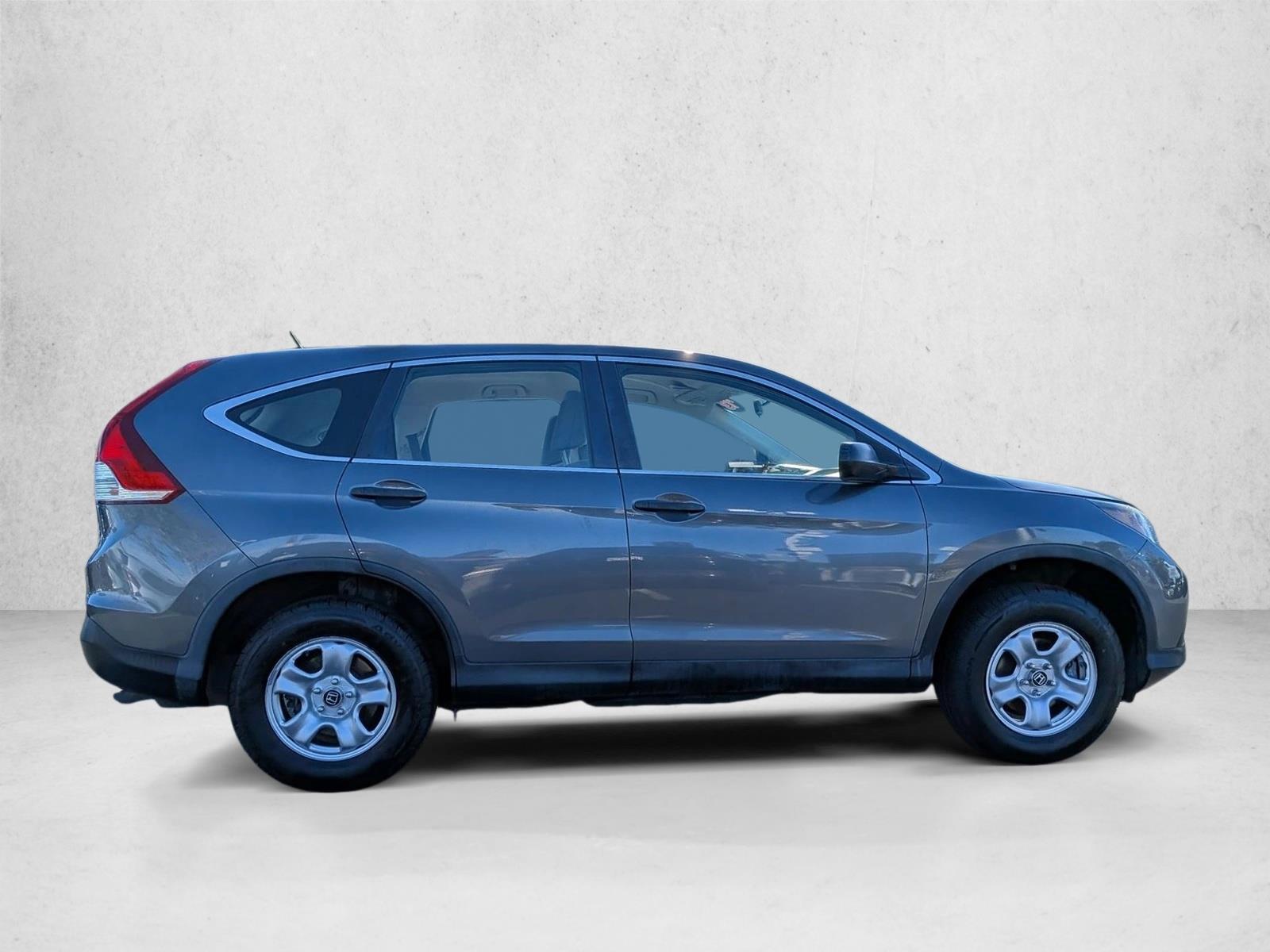 2013 Honda CR-V LX photo 4
