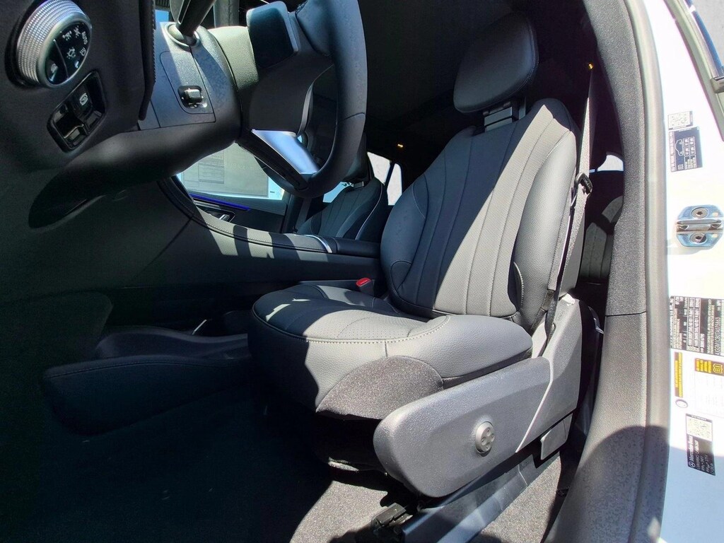 New 2026 Mercedes-Benz EQE 320 SUV EQE 320 4MATIC ® SUV SUV