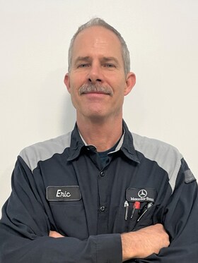 Staff member Eric Schubert from ID_7d11fec3ca69