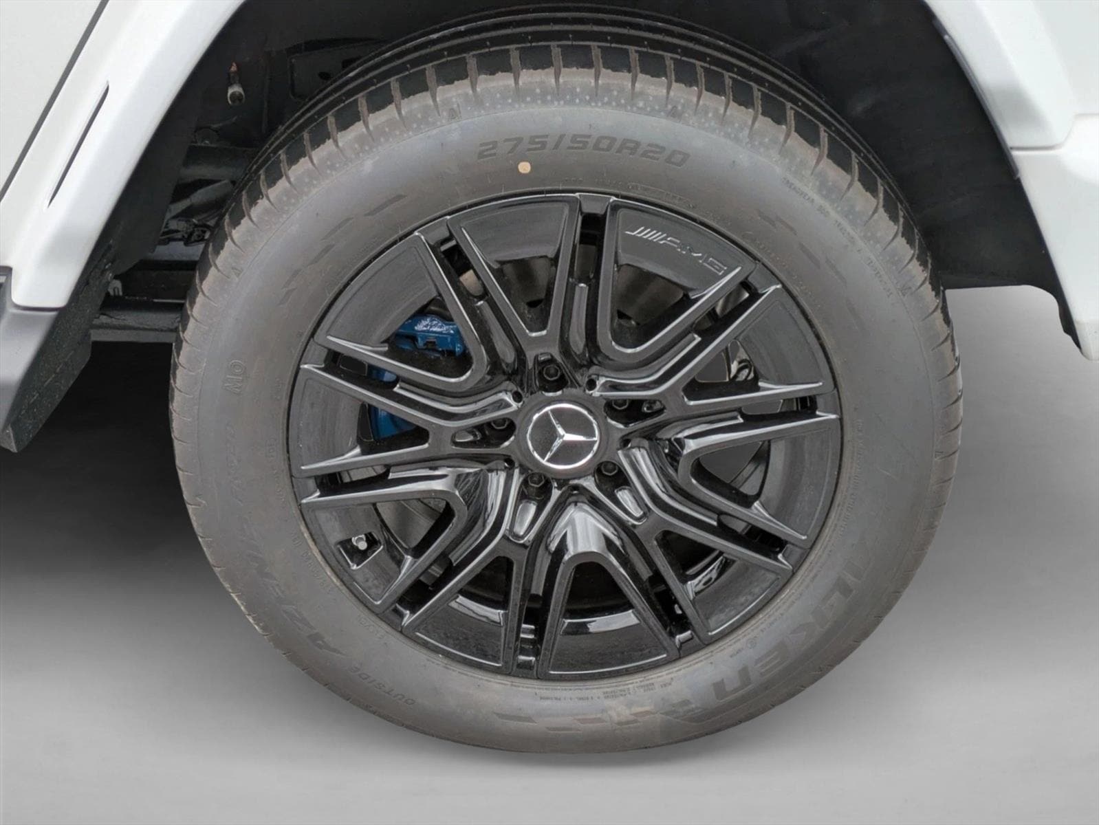 2025 Mercedes-Benz G-Class G580 - Photo 10