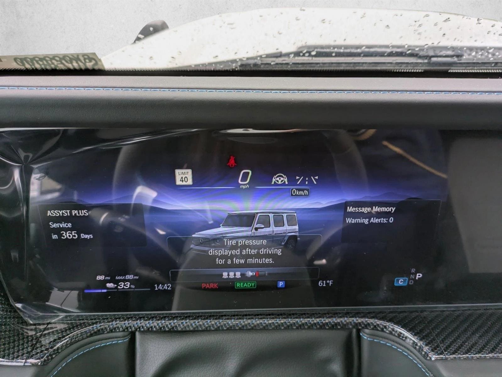 2025 Mercedes-Benz G-Class G580 - Photo 11