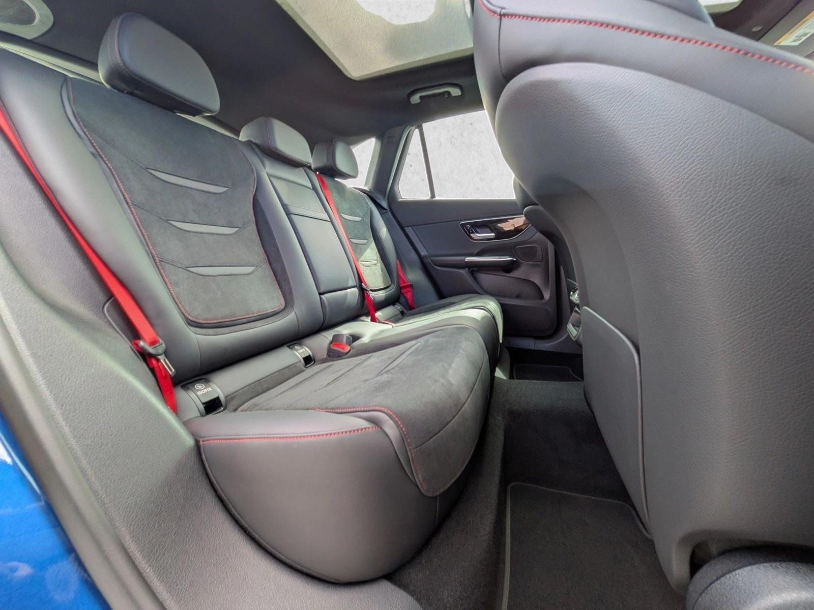 2025 Mercedes-Benz GLC AMG GLC43 - Photo 18