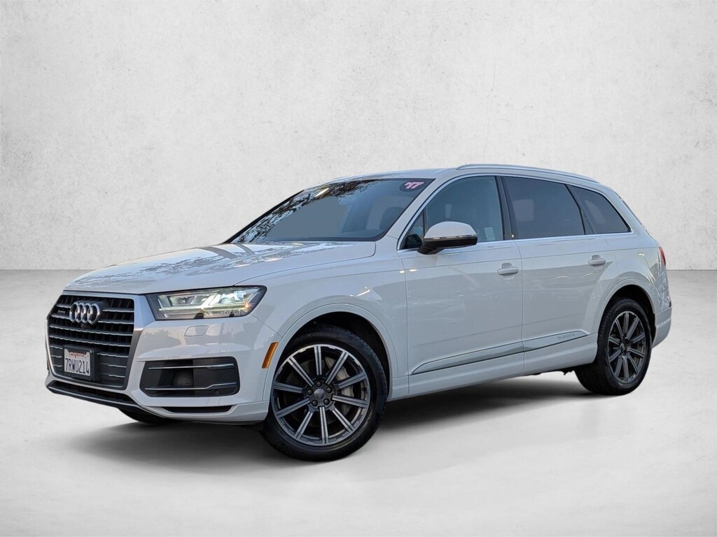 Used 2017 Audi Q7 3.0T Premium SUV