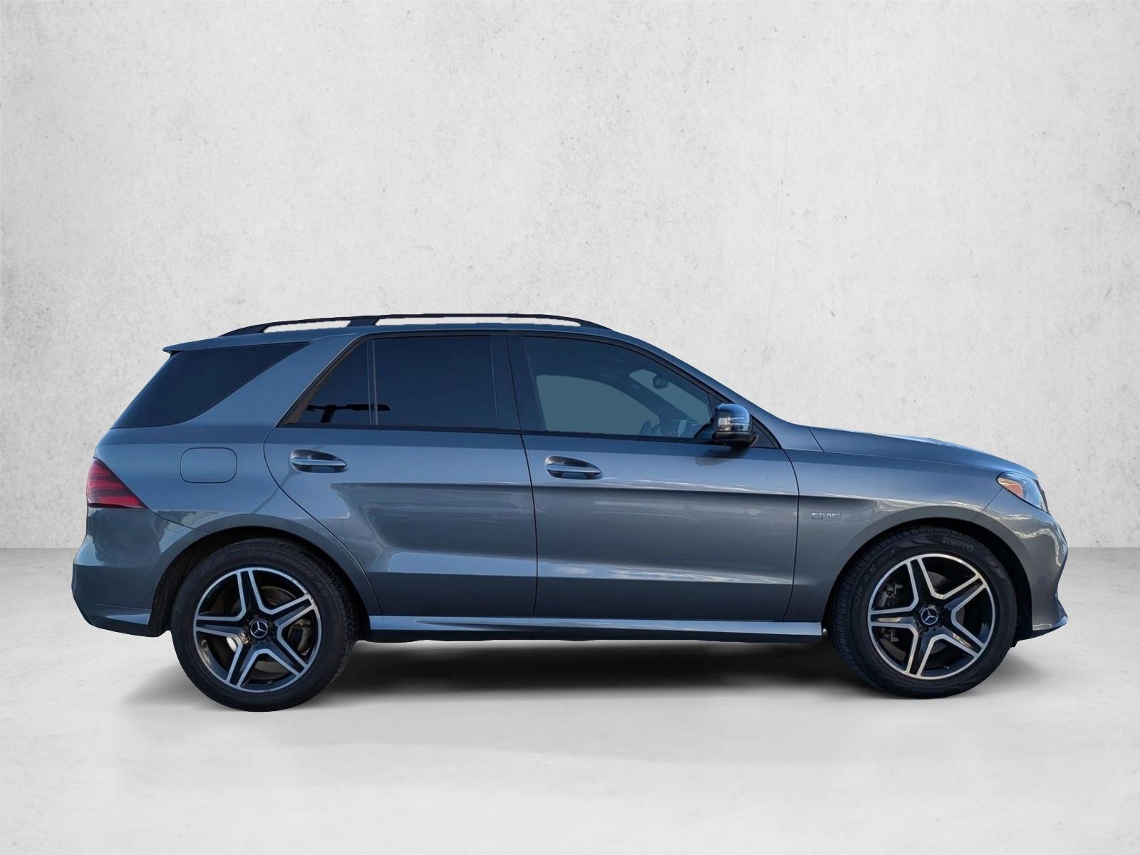 2019 Mercedes Benz GLE AMG 43 photo 4