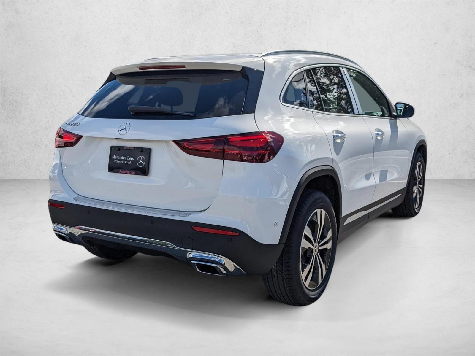 2025 Mercedes Benz GLA 250 photo 2