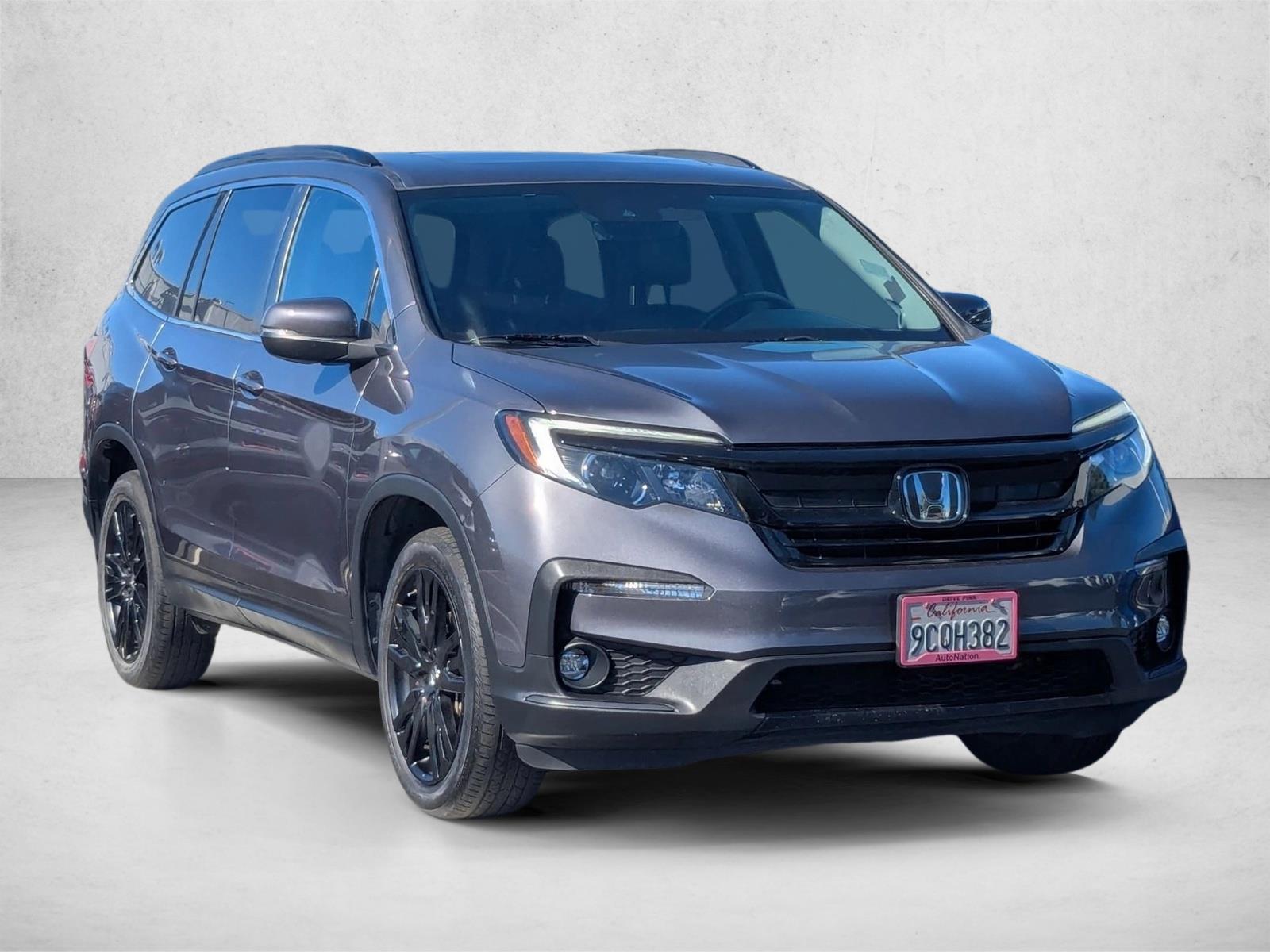 2022 Honda Pilot Special Edition photo 3