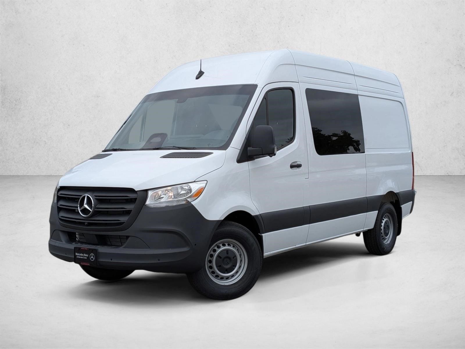 2025 Mercedes-Benz Sprinter Crew Van Base's photo