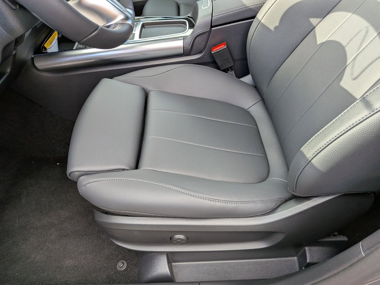 2026 Mercedes-Benz GLA GLA 250 SUV photo 4