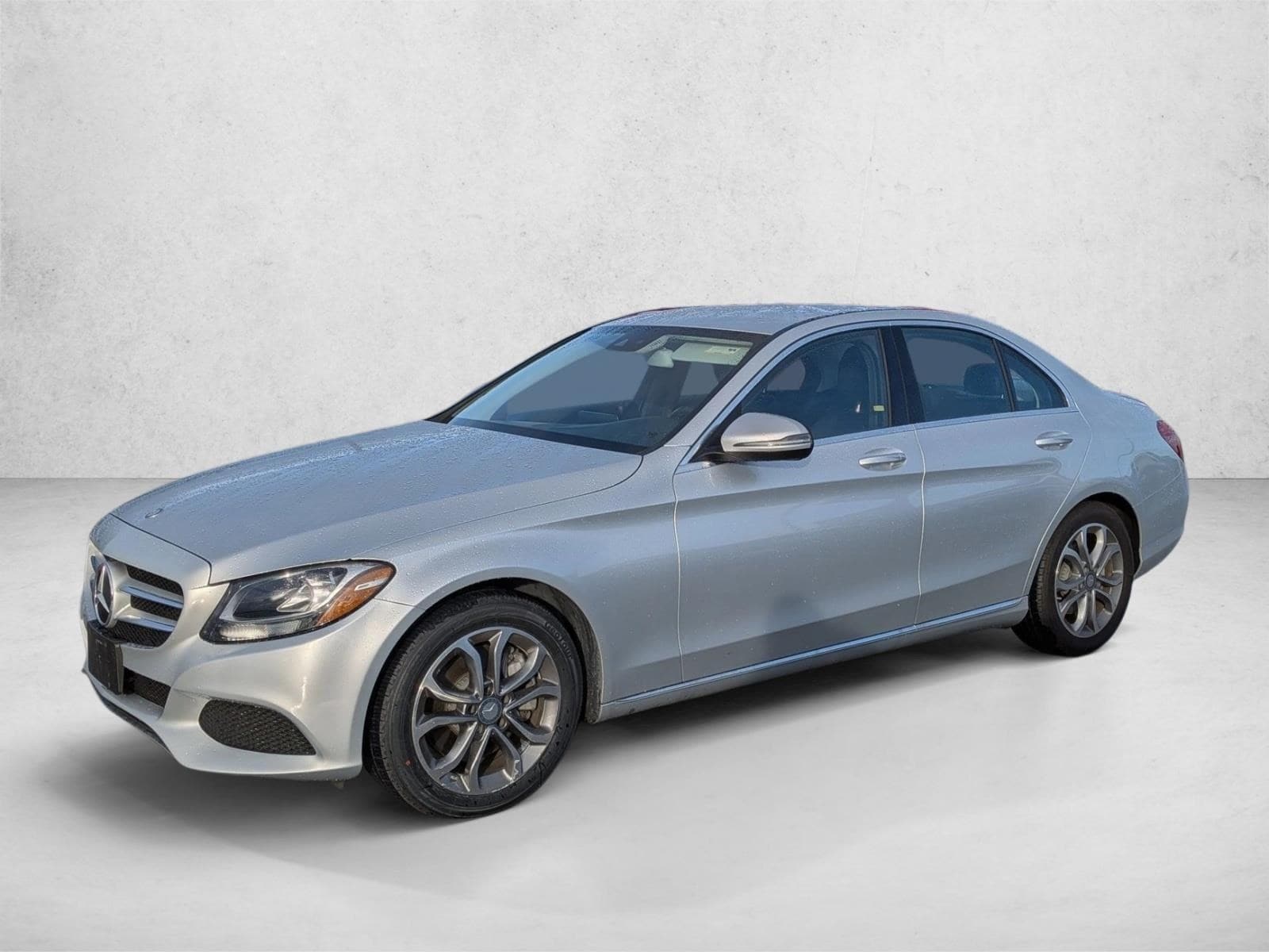 2016 Mercedes-Benz C-Class C300's photo