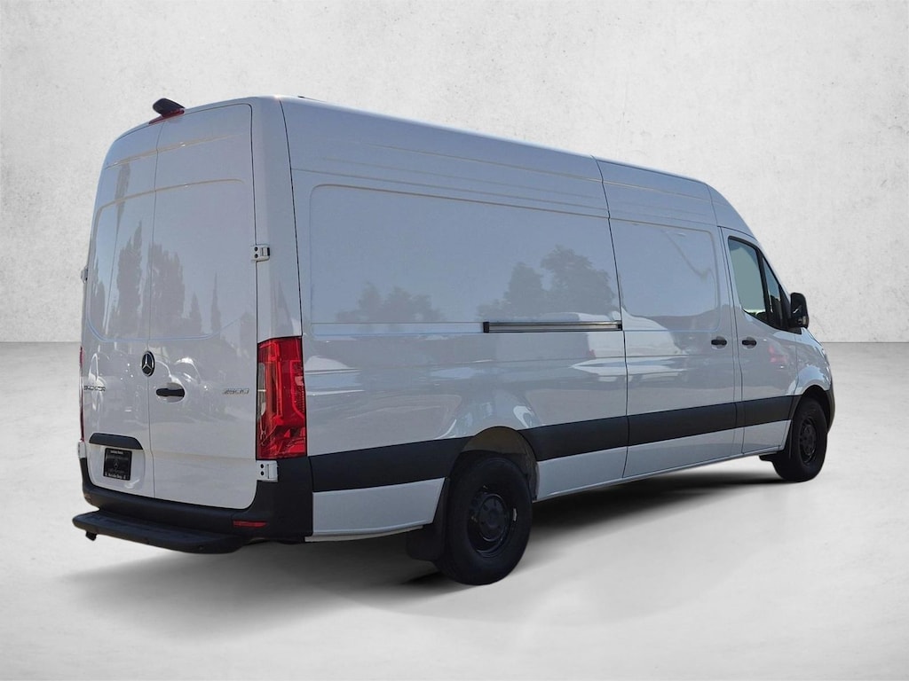 New 2026 Mercedes-Benz Sprinter 2500 2500 High Roof I4 Diesel HO 170" RWD Van Cargo Van