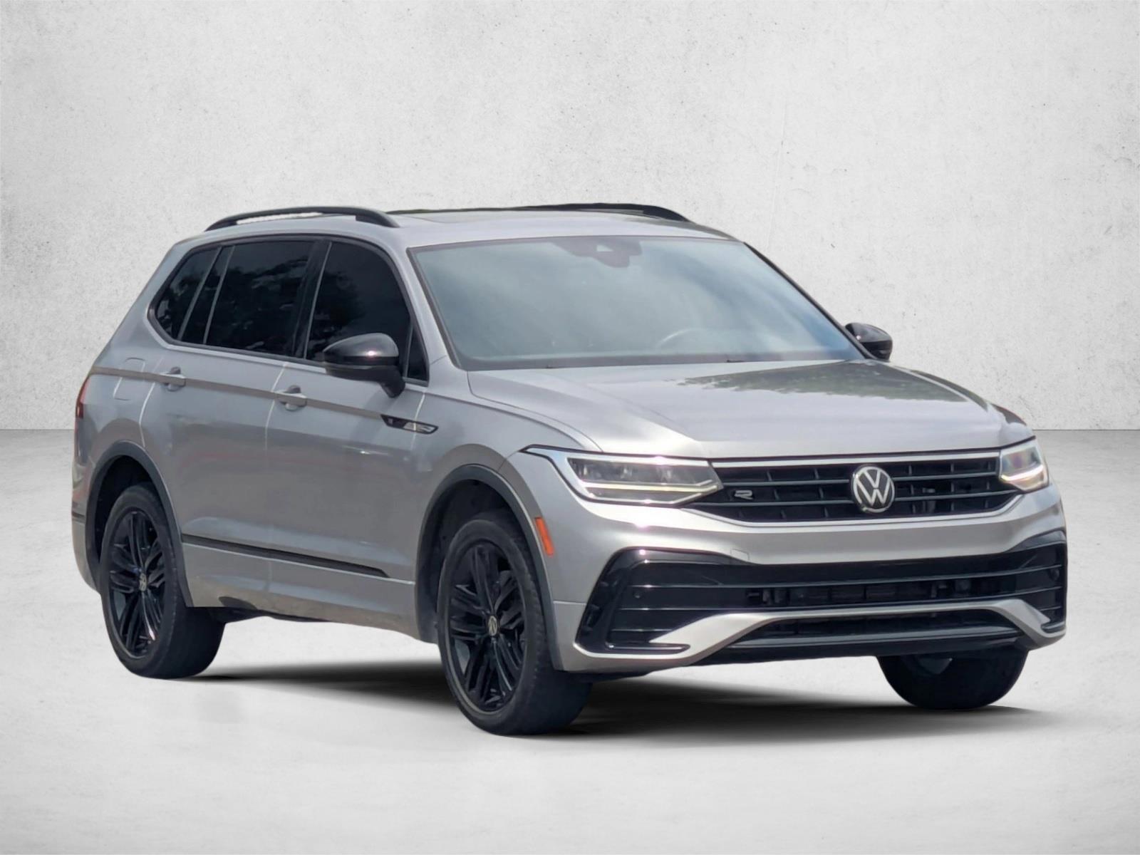 2022 Volkswagen Tiguan SE R-Line Black photo 3