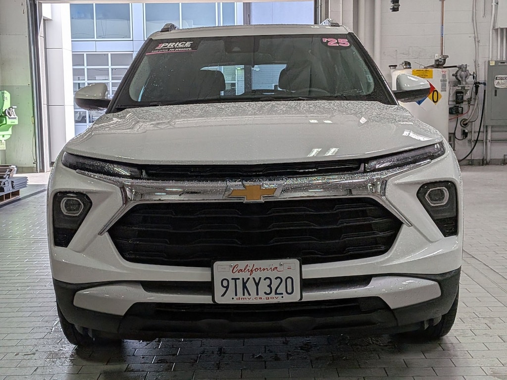 Used 2025 Chevrolet Trailblazer LT SUV