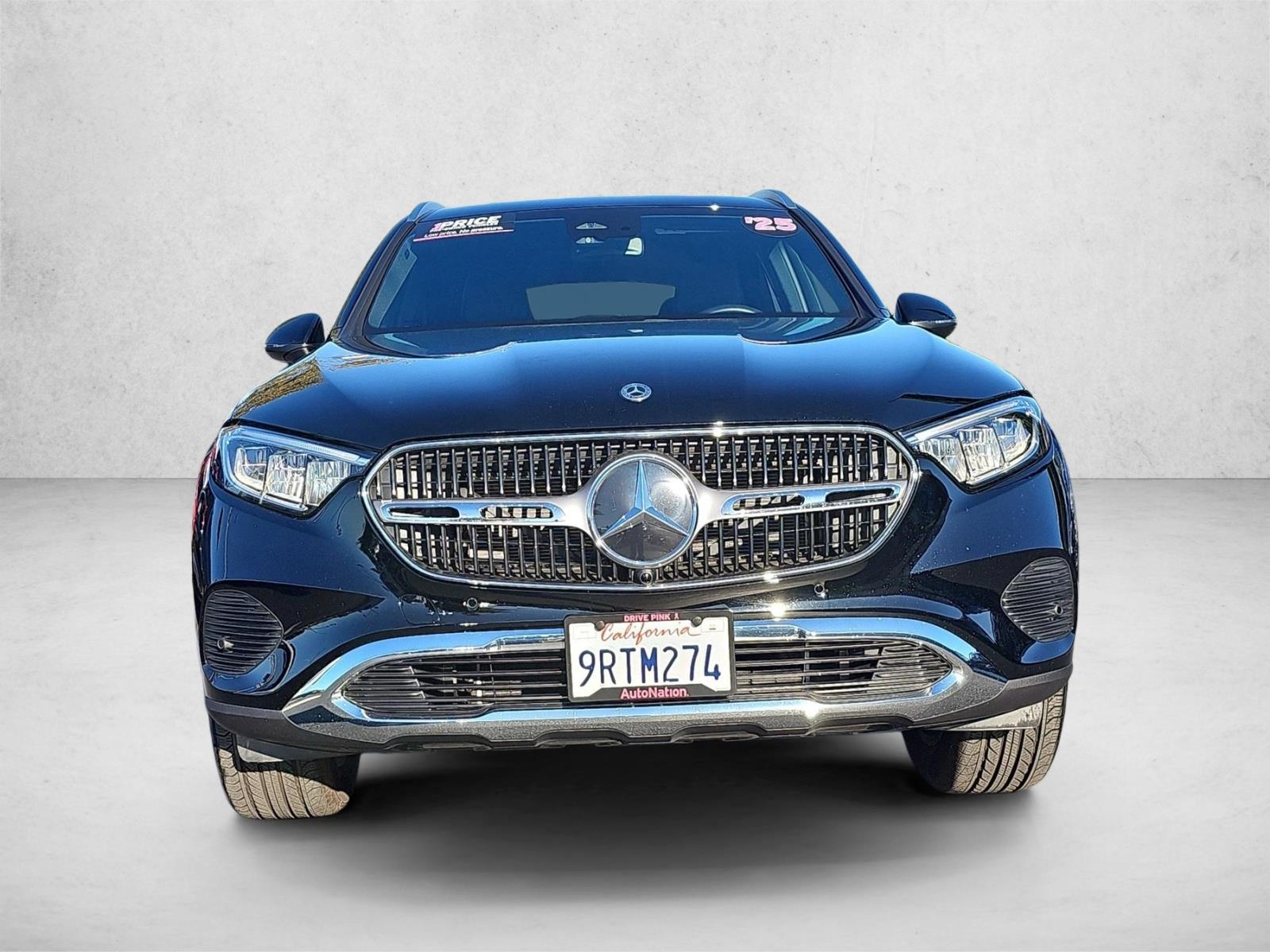 2025 Mercedes Benz GLC 300 photo 2