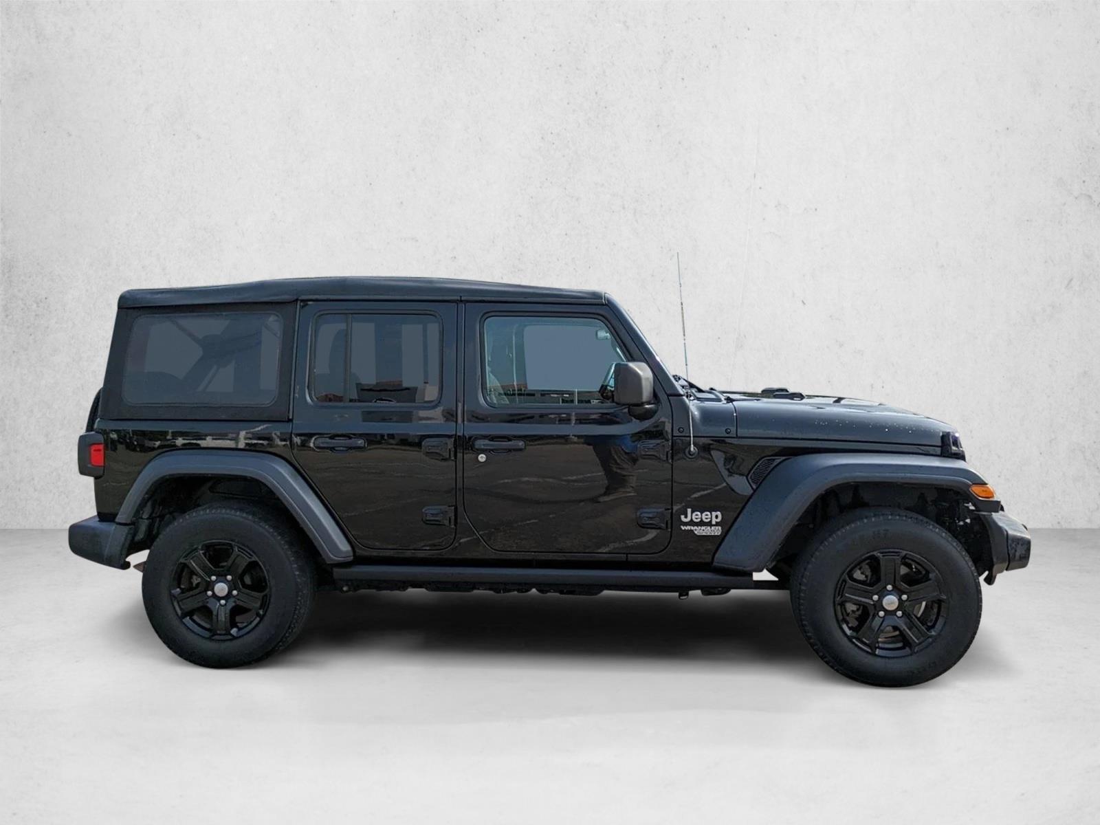2020 Jeep Wrangler Unlimited Sport photo 4