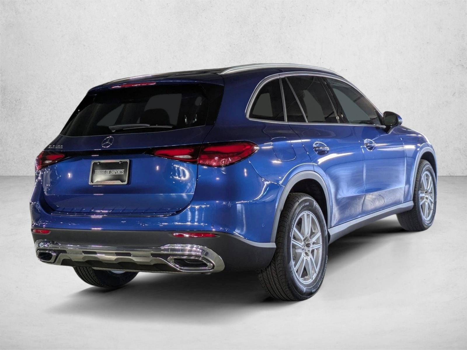 2026 Mercedes-Benz GLC Base - Photo 2