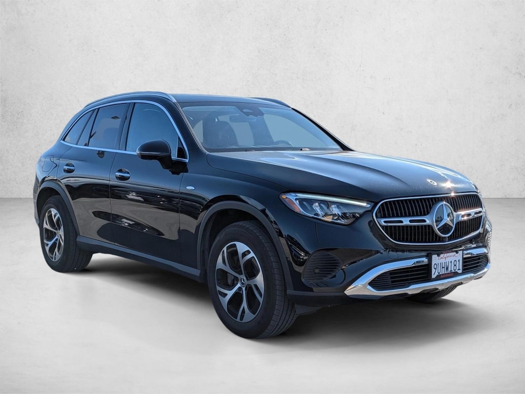 Used 2025 Mercedes-Benz GLC 4MATIC SUV