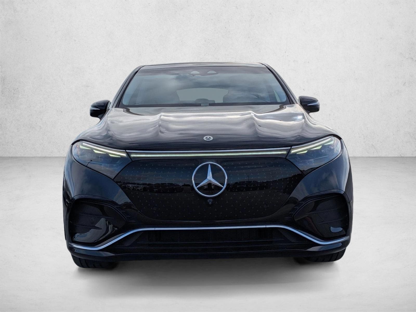 2023 Mercedes-Benz EQS 4MATIC photo 2