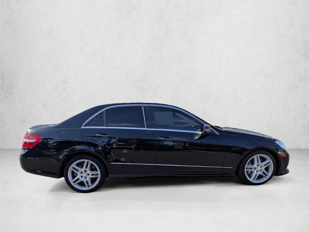 Used 2013 Mercedes-Benz E-Class E 550 4MATIC Sedan