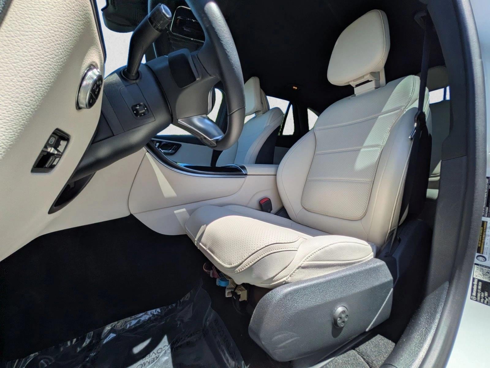 2026 Mercedes-Benz GLC Base - Photo 14