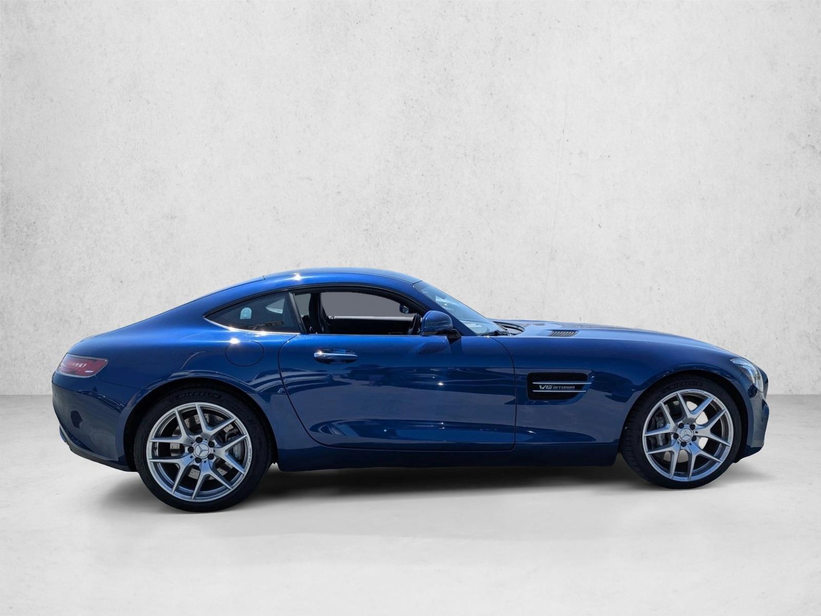 2017 Mercedes-Benz AMG GT photo 4