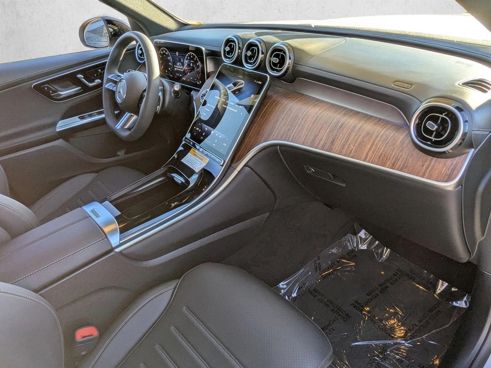 2025 Mercedes-Benz GLC Base - Photo 18