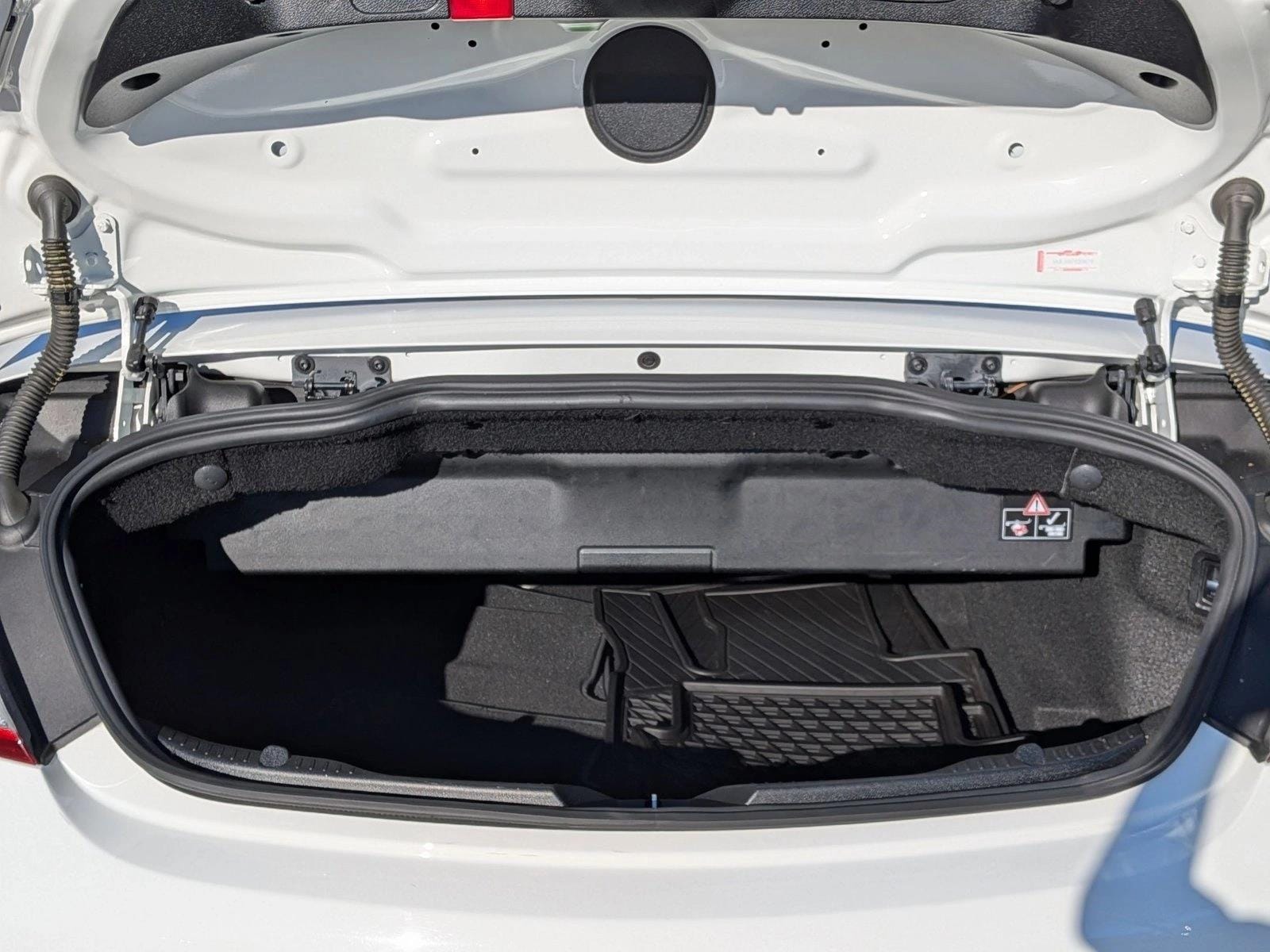 2017 Mercedes-Benz C-Class C 300 photo 6