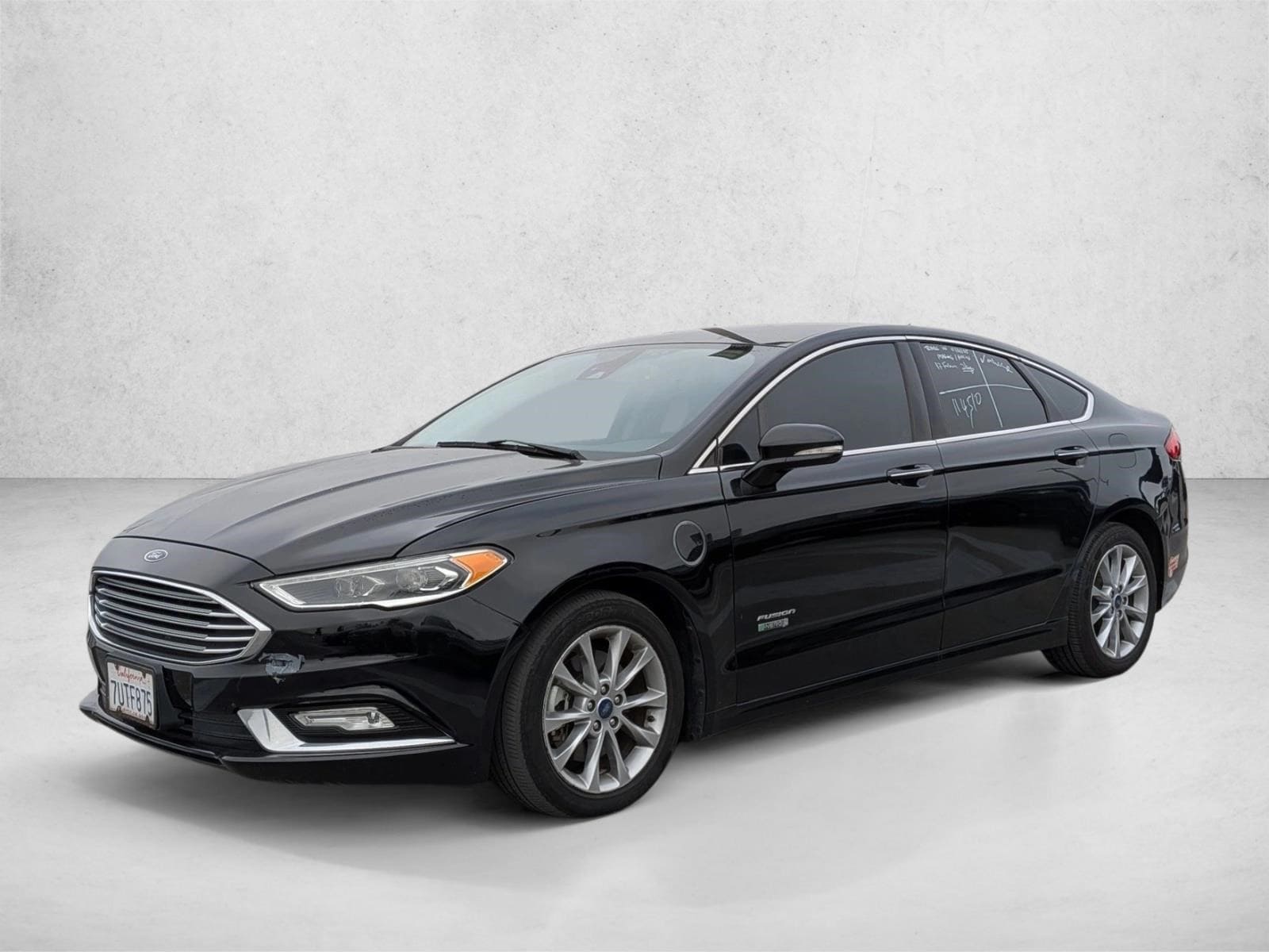2017 Ford Fusion Energi Titanium's photo