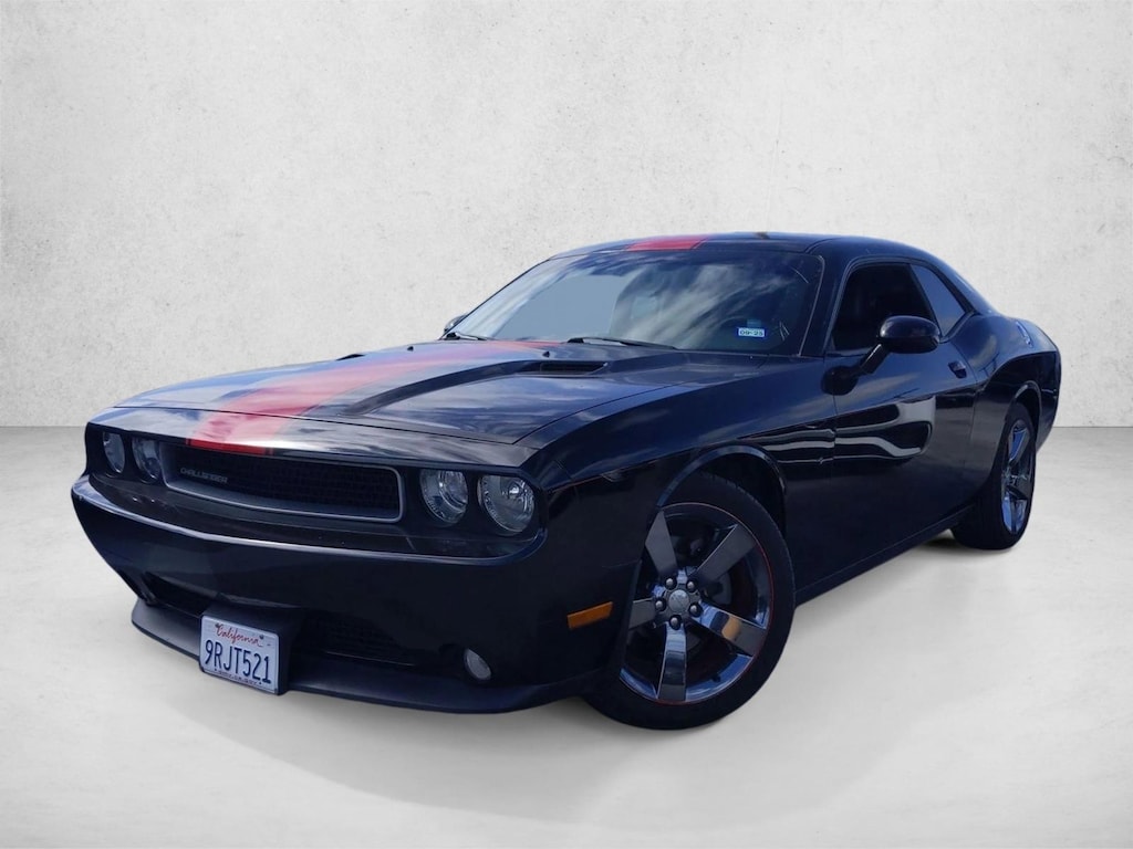Used 2012 Dodge Challenger SXT Coupe