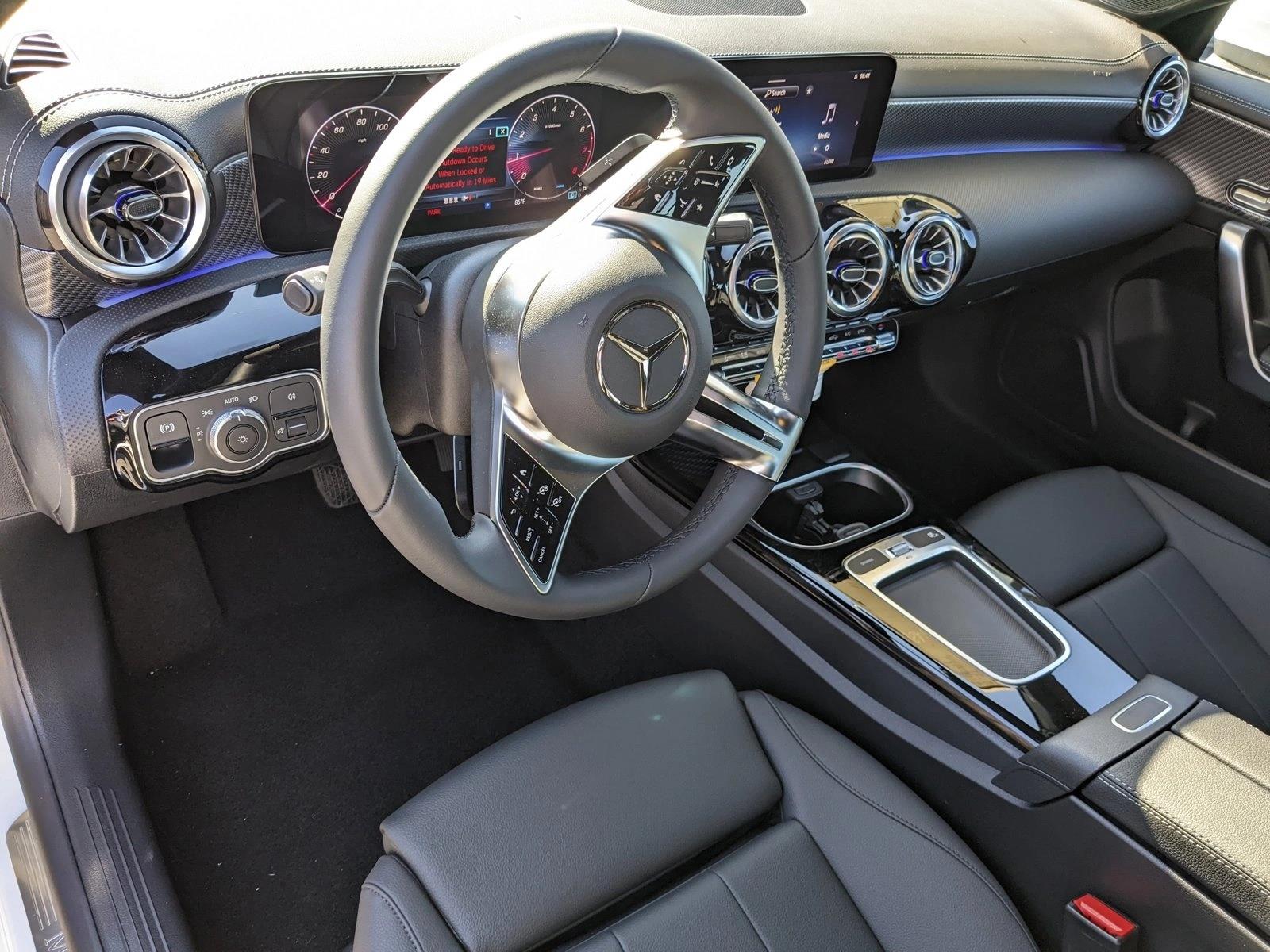 2025 Mercedes Benz CLA 250 photo 3