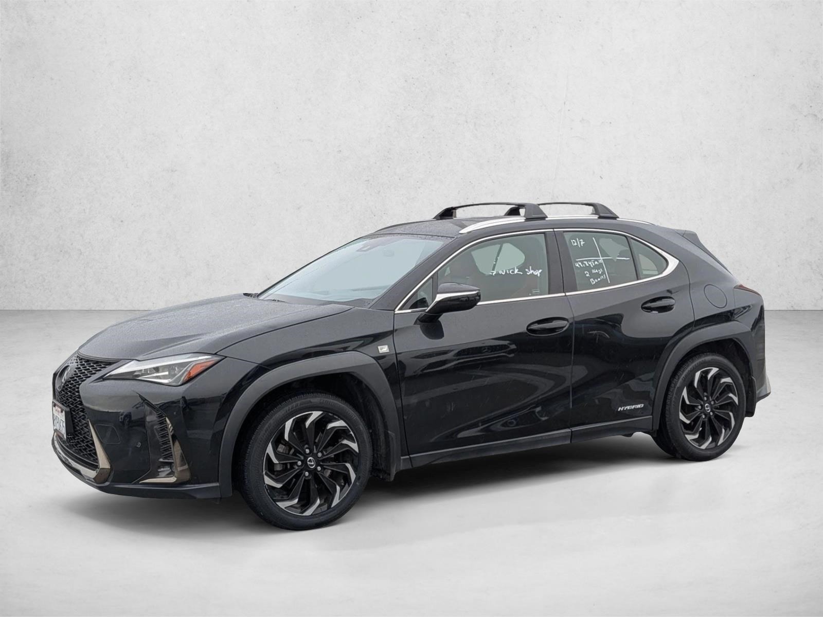 2021 Lexus UX Hybrid 250h F SPORT's photo