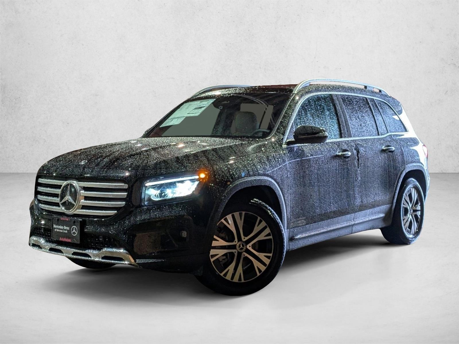 2026 Mercedes-Benz GLB GLB 250 4MATIC's photo