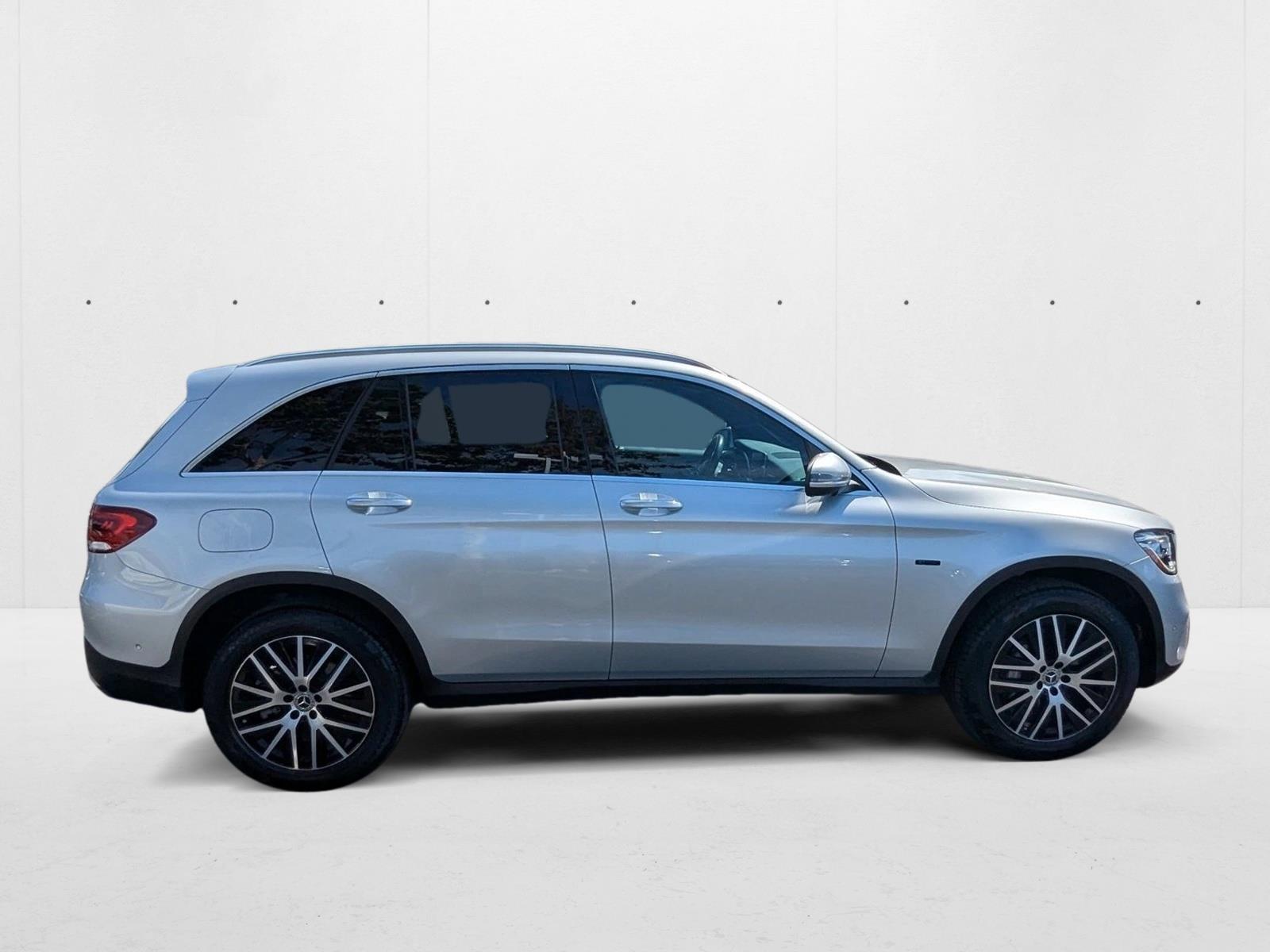 2020 Mercedes Benz GLC 350e photo 4