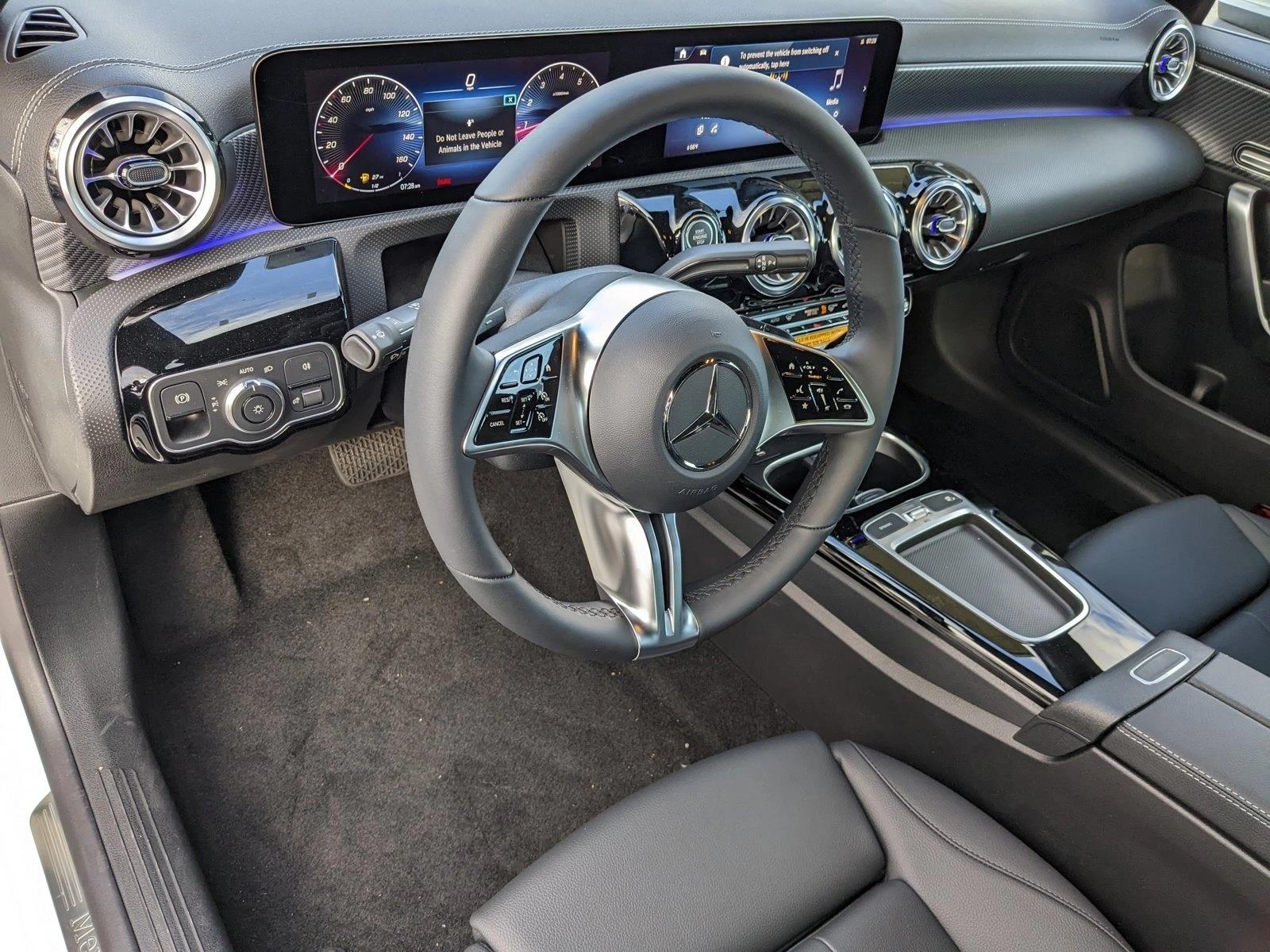 2025 Mercedes Benz CLA 250 photo 3