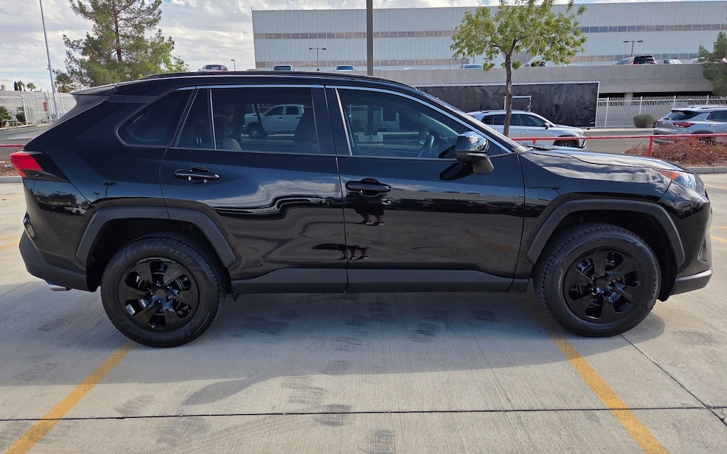Used 2021 Toyota RAV4 LE SUV