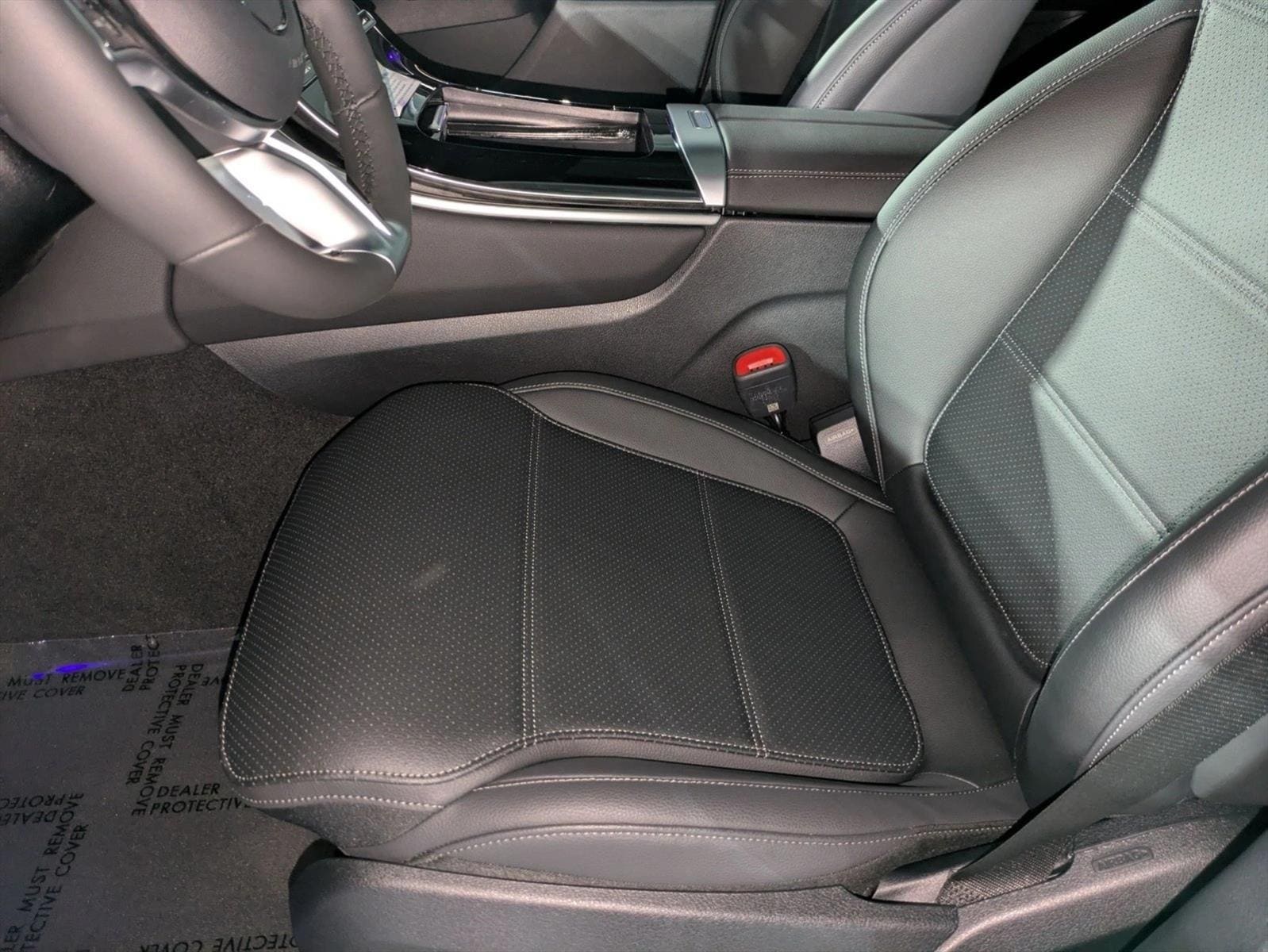 2026 Mercedes-Benz GLC Base - Photo 4