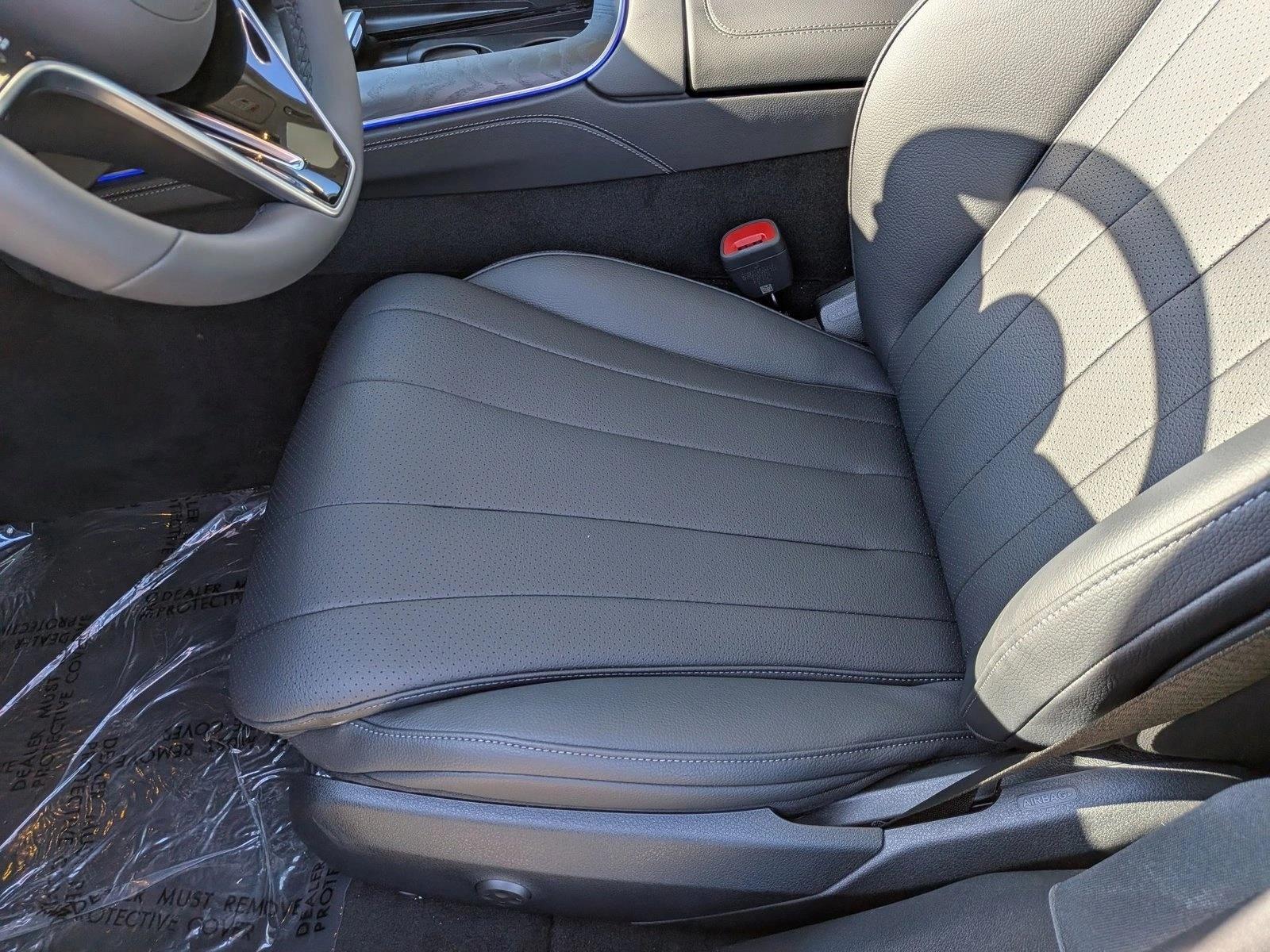 2025 Mercedes Benz E 450 4MATIC photo 4