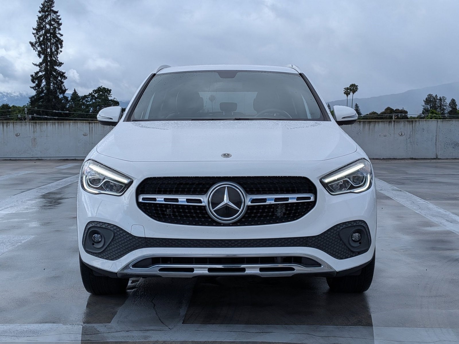 2023 Mercedes-Benz GLA photo 2