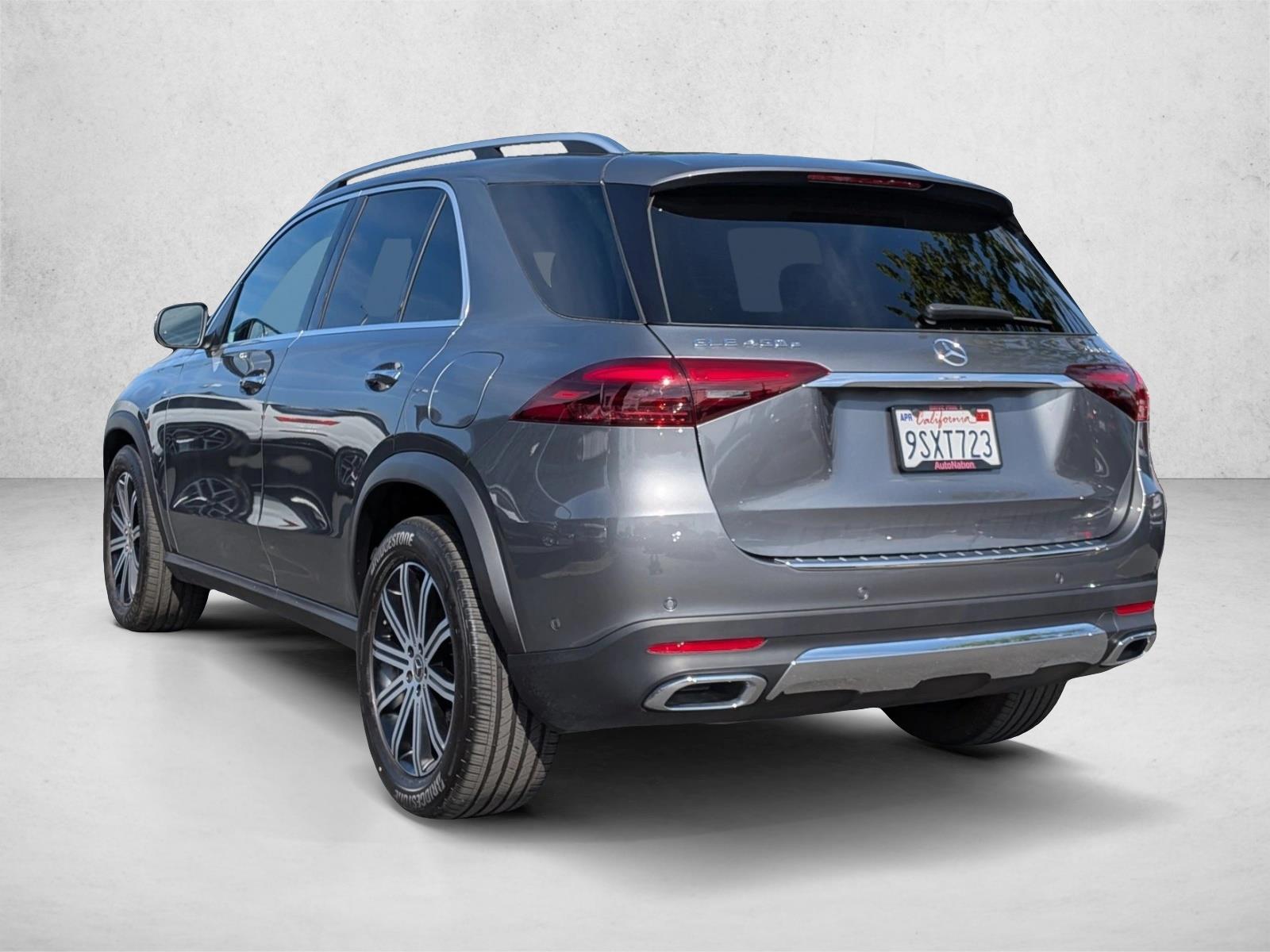 2025 Mercedes-Benz GLE 4MATIC photo 3