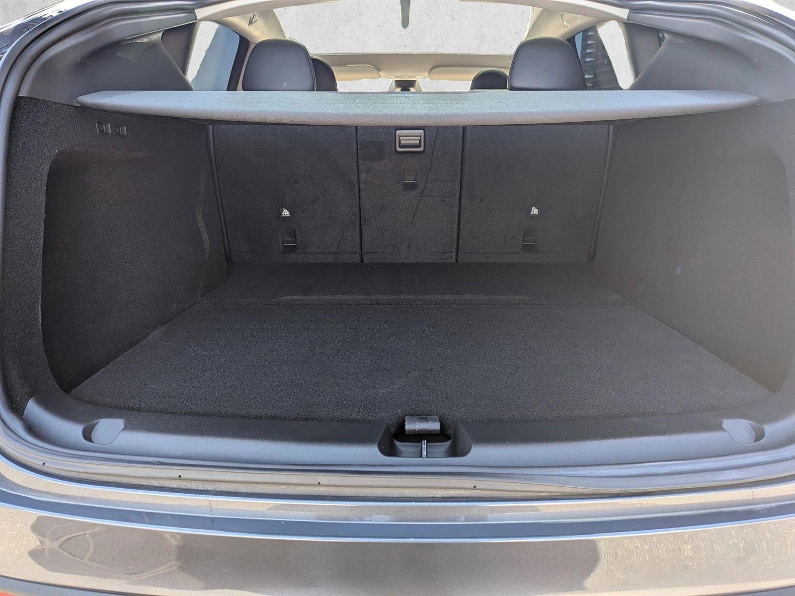 2023 Tesla Model Y Long Range photo 6