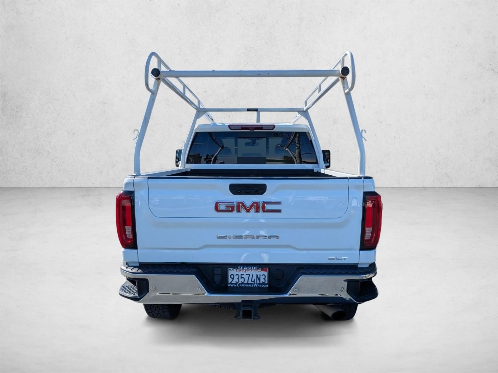 2022 GMC Sierra 2500HD SLT photo 3