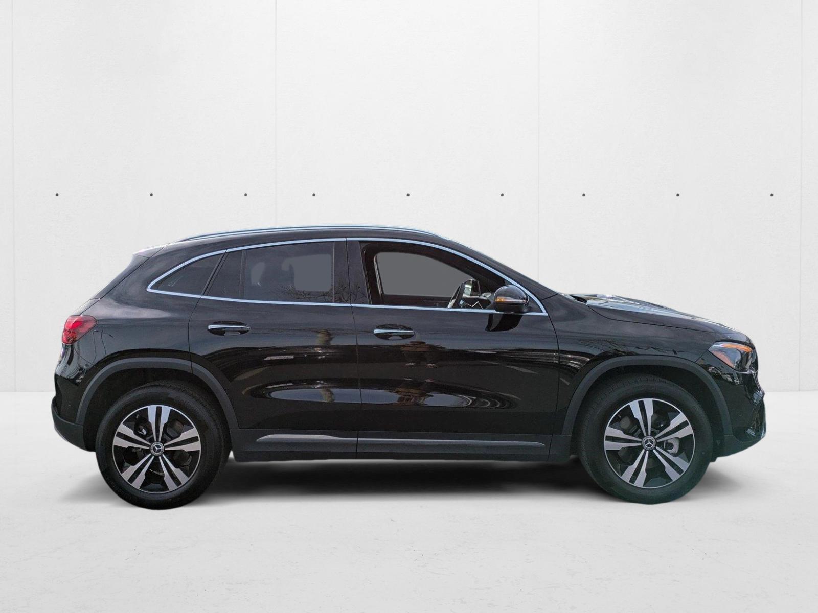 2024 Mercedes Benz GLA 250 photo 4