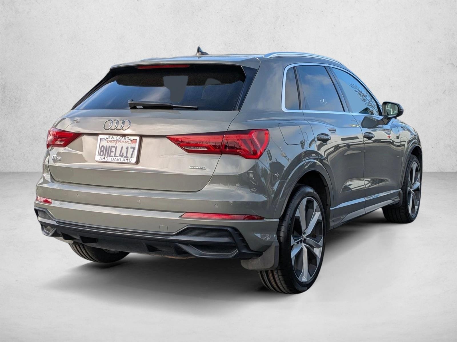 2020 Audi Q3 45 S line Premium photo 4