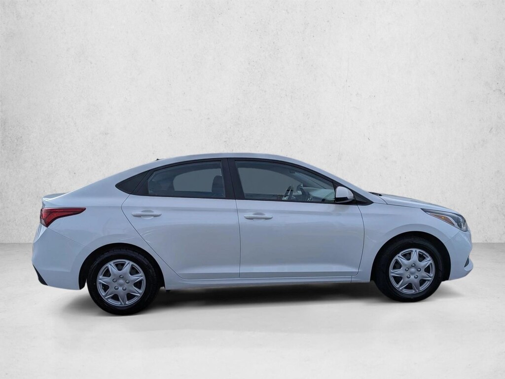 Used 2021 Hyundai Accent SE Sedan