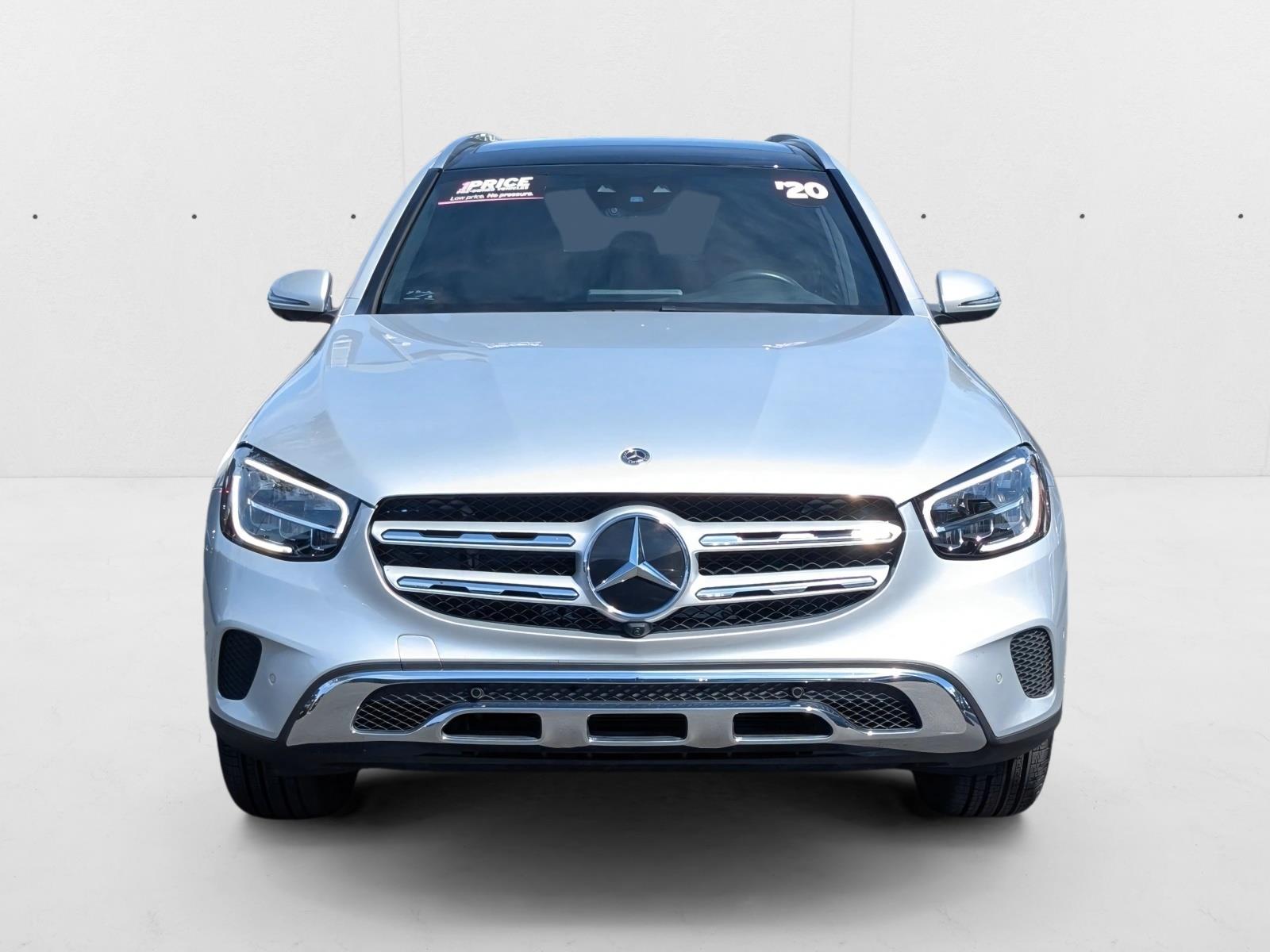 2020 Mercedes Benz GLC 350e photo 2