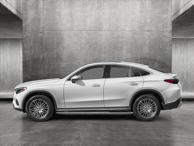 2025 Mercedes Benz GLC 300 4MATIC photo 3