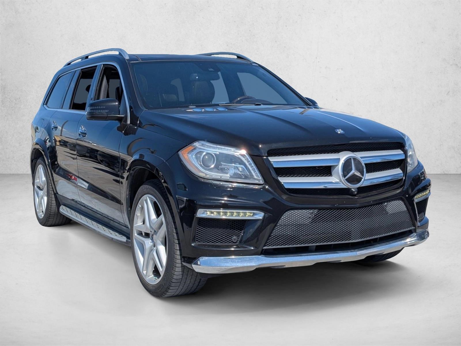 2013 Mercedes-Benz GL GL 550 4MATIC photo 3