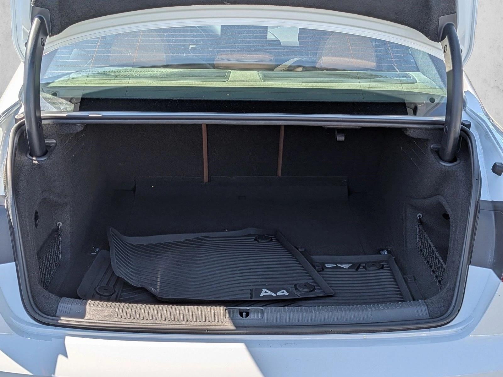 2020 Audi A4 Sedan 45 Premium photo 5