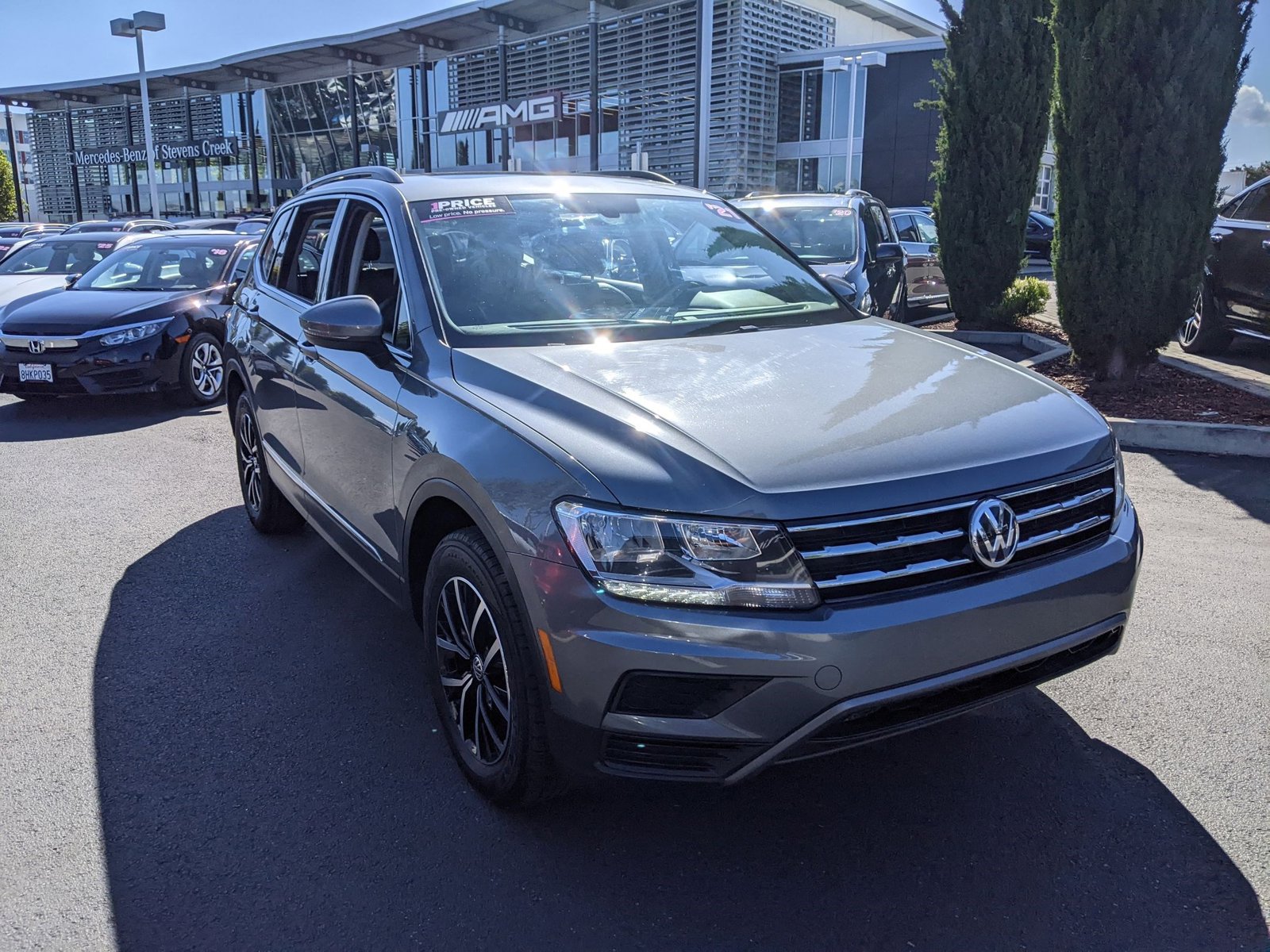 2021 Volkswagen Tiguan SE photo 3