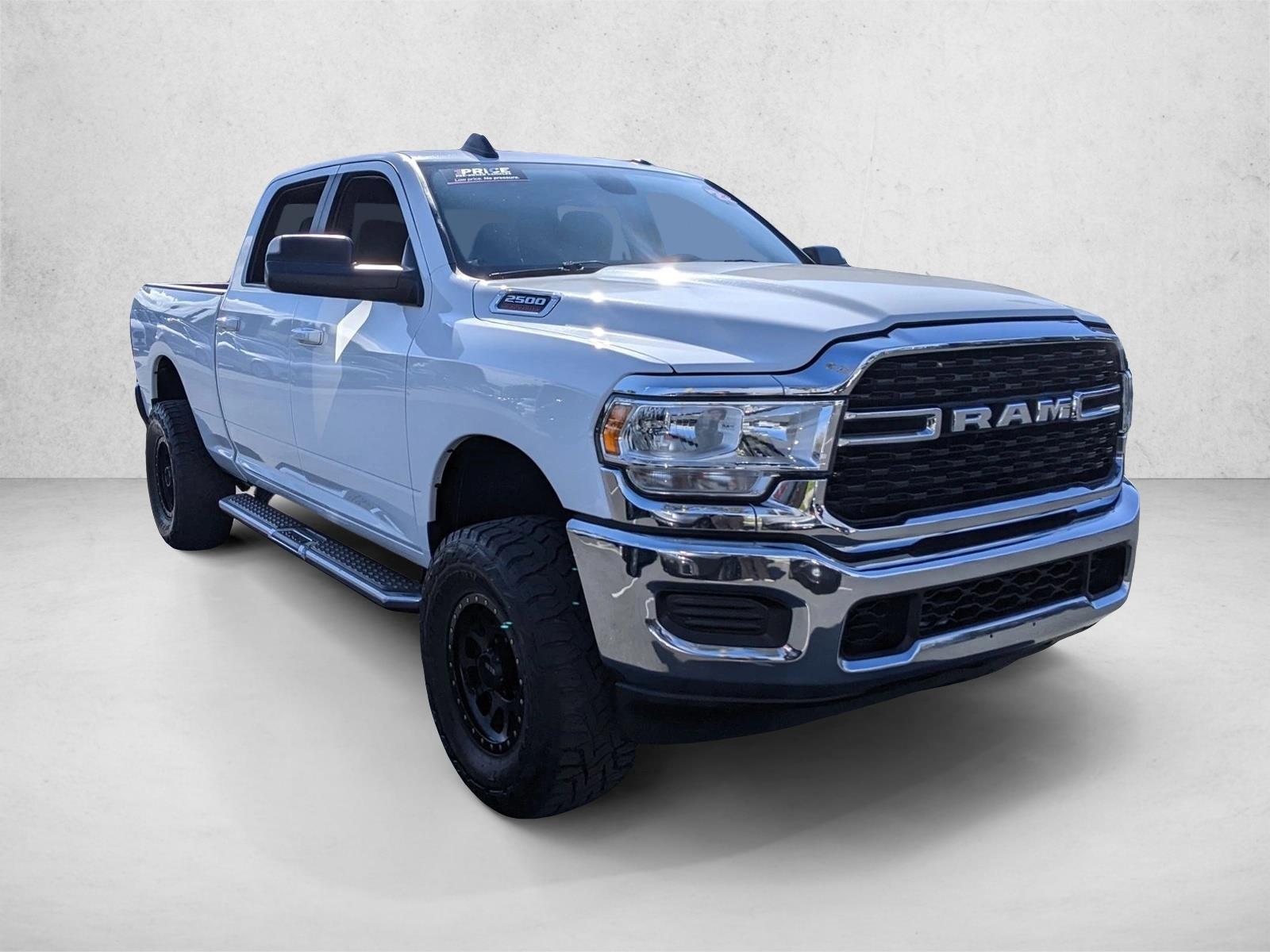 2022 Ram 2500 Big Horn photo 3