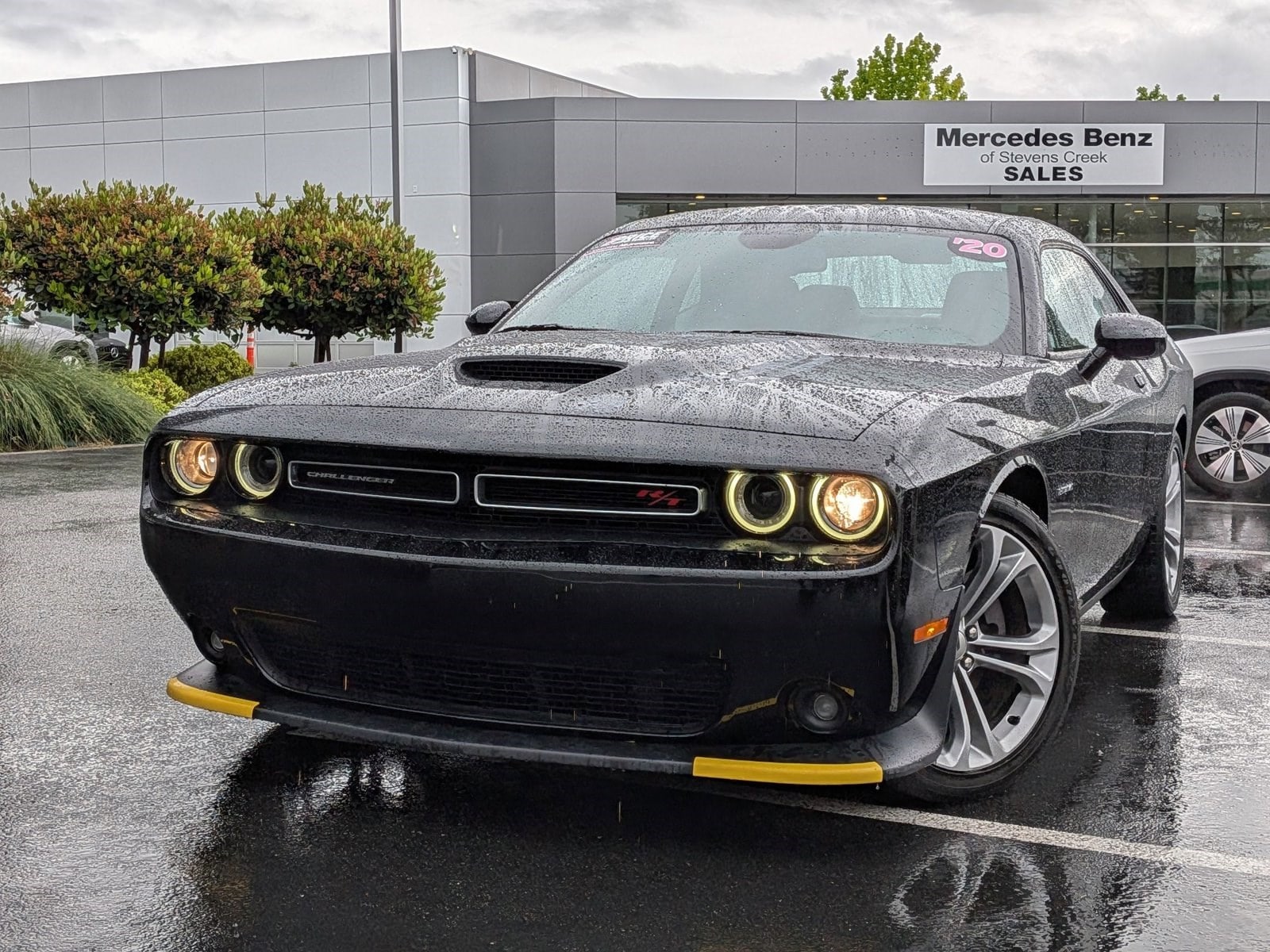 2020 Dodge Challenger R/T photo 1